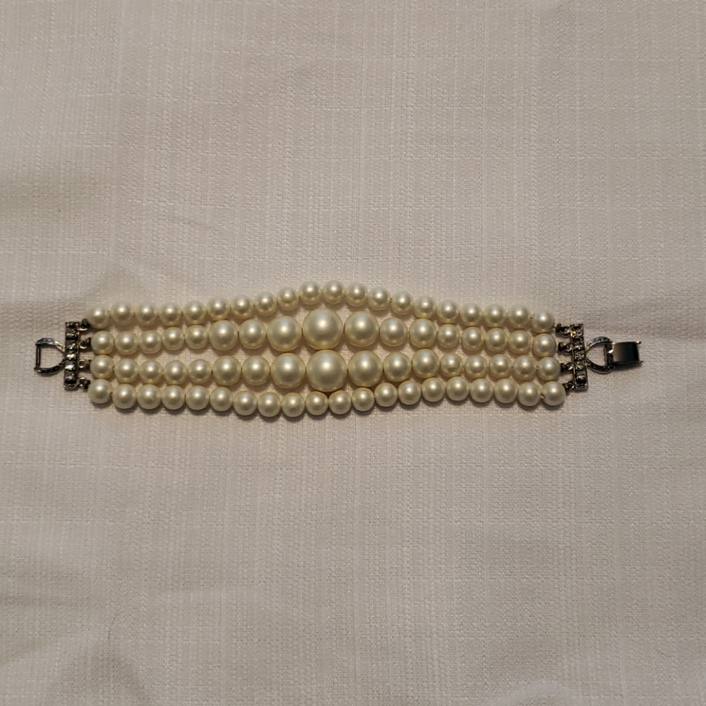 4 string artificial pearl bracelet